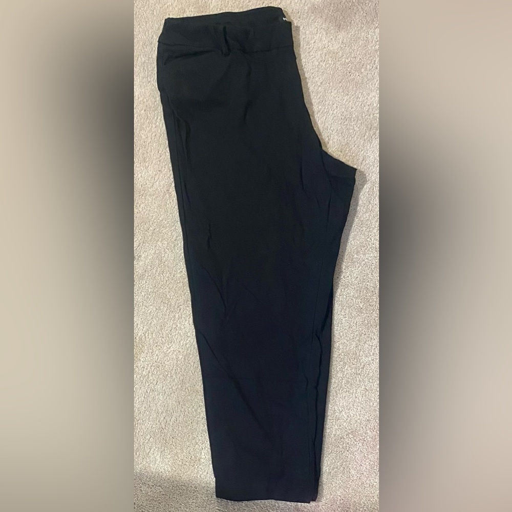 Plus Size N Touch Black Capris Lightweight